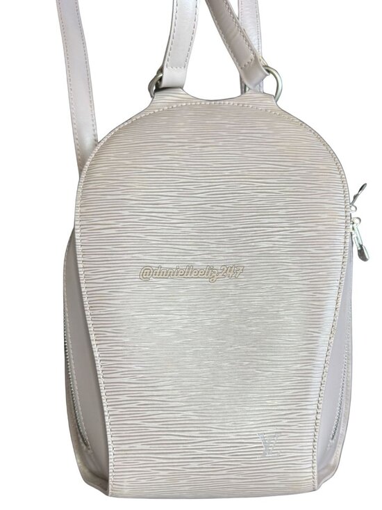 Louis Vuitton Mabillon Backpack Warm Gray Epi Leather Clean Suede Interior main image 8